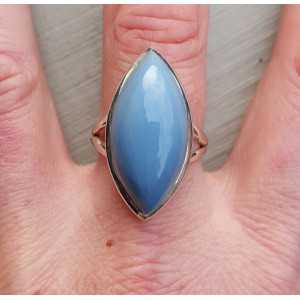 Zilveren ring gezet met marquise blauwe Opaal 18.5 mm