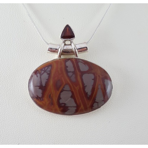 Zilveren hanger met dwarsliggende ovale Noreena Jaspis en Granaat 