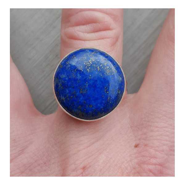 Zilveren ring gezet met ronde cabochon Lapis Lazuli 17.3 mm
