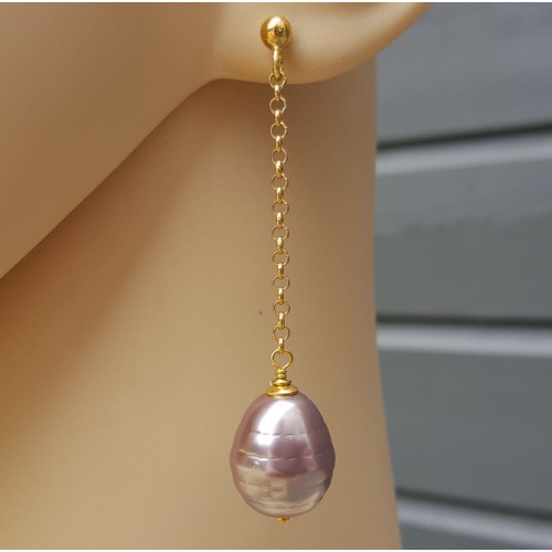 Oorbellen met lila Majorca parel