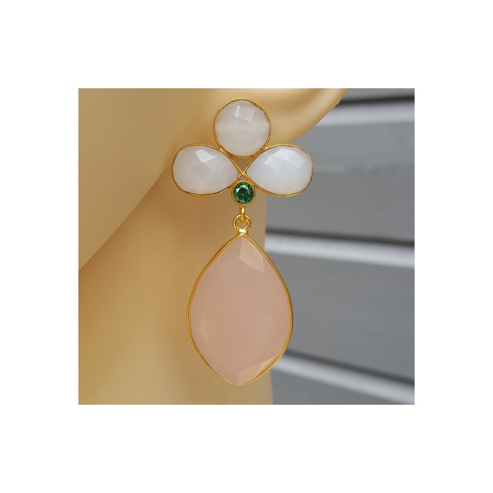 Vergulde oorbellen met wit en roze Chalcedoon en groene quartz