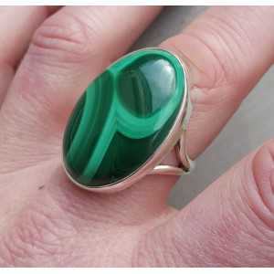 Silber ring mit großen, ovalen Malachit 19.7 mm