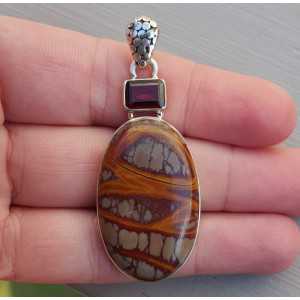 Silver pendant with oval Noreena Jasper and Garnet