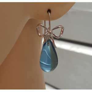 Zilveren oorbellen met blauwe Topaas quartz