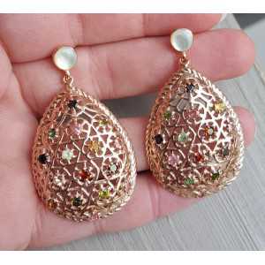 Rosé gold earrings set with mother of Pearl and Tourmaline