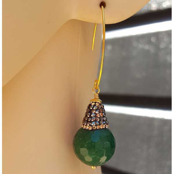 Earrings with Emerald green Jade and crystals