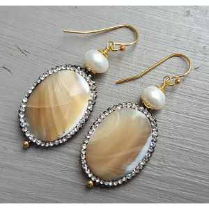 Gold plated earrings with mother of Pearl, Pearl and crystals