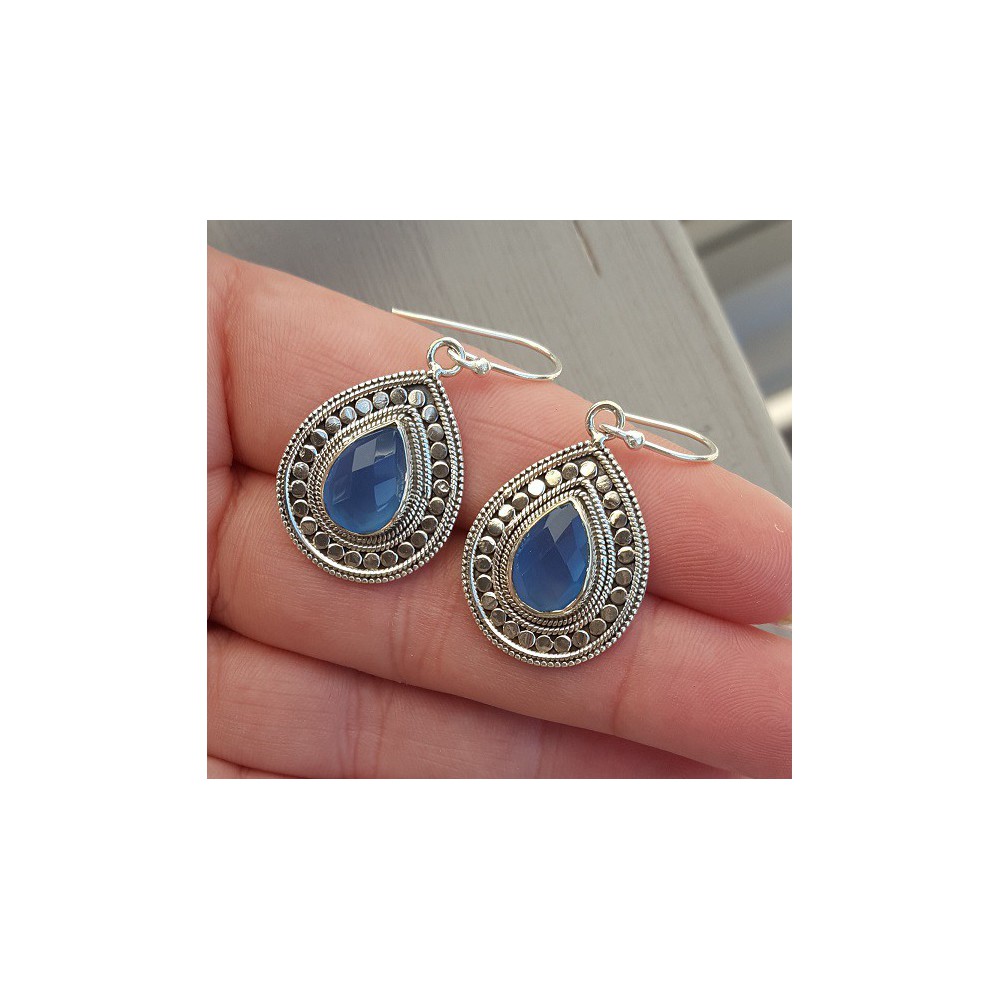 Silber-Ohrringe mit tropfenförmigen blauen Chalcedon Kleinen