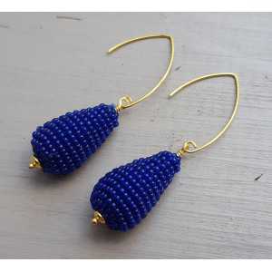 Ohrringe mit einem Tropfen Kobaltblau Perlen