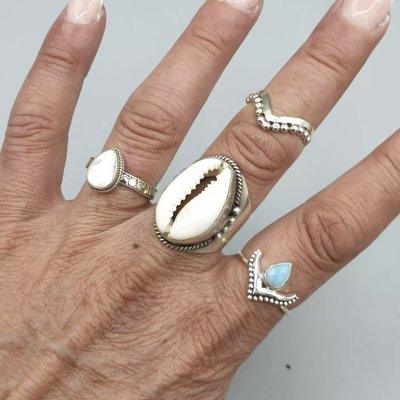 Stones and Silver Wear sieraden op Instagram