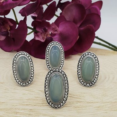 Stones and Silver Wear sieraden op Instagram